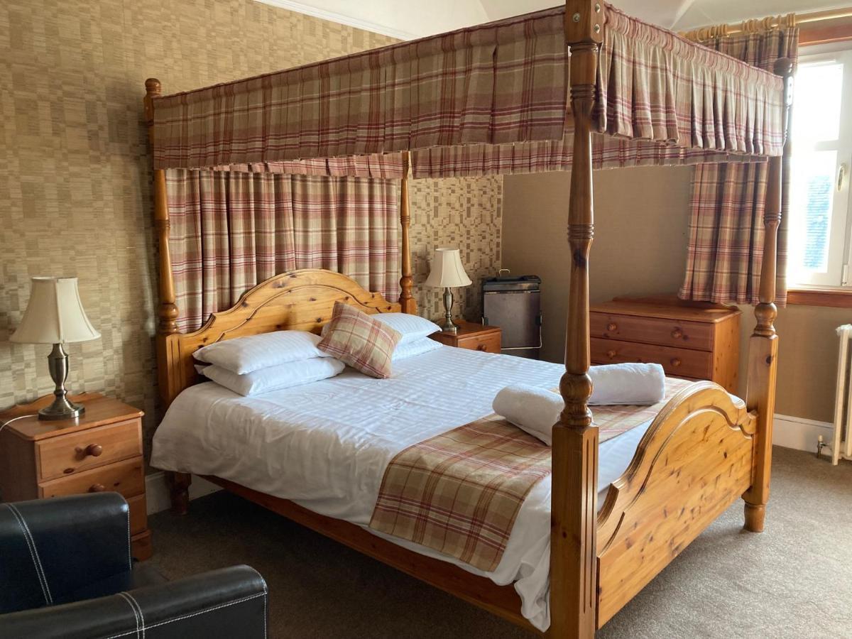 The Panmure Arms Hotel Edzell Exteriér fotografie